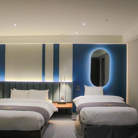 Interburgo Hotel Wonju Esterno foto