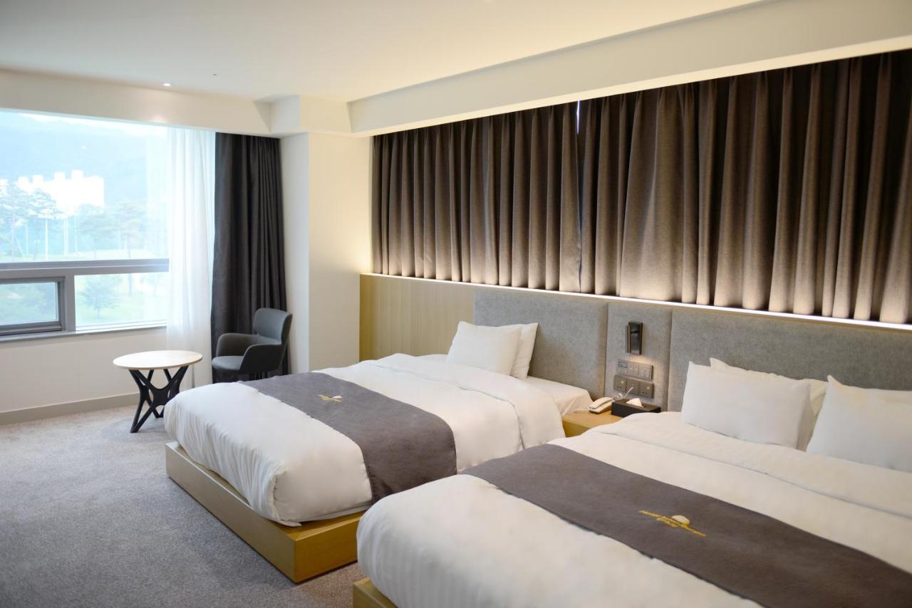 Interburgo Hotel Wonju Esterno foto